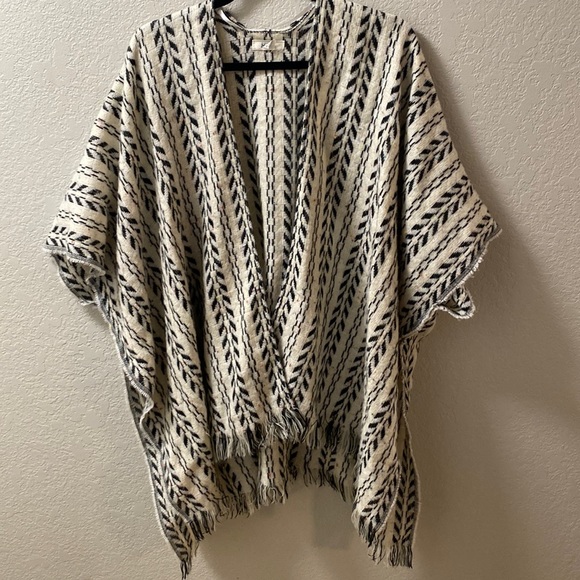 Mudd Sweaters - Oversized Poncho